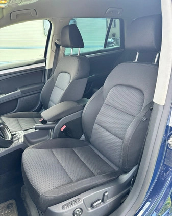 Skoda Superb cena 30500 przebieg: 285000, rok produkcji 2012 z Złocieniec małe 232